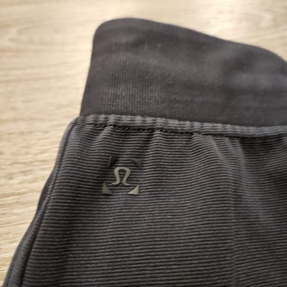 Lululemon Sojourn Jogger Mens Small Black Warpstreme Athletic Pants M5423S - Picture 6 of 8